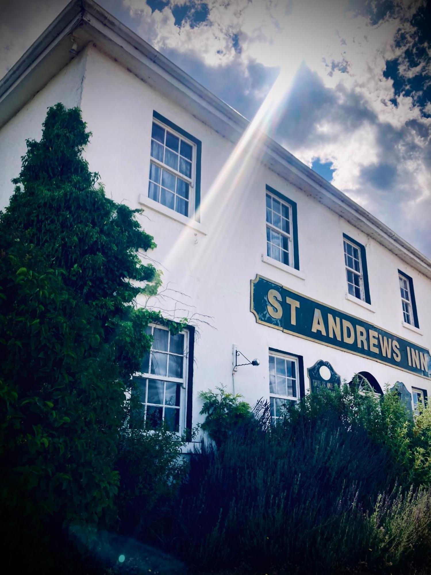 St Andrew'S Inn Conara Junction ภายนอก รูปภาพ